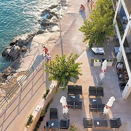 Marello Hotel *