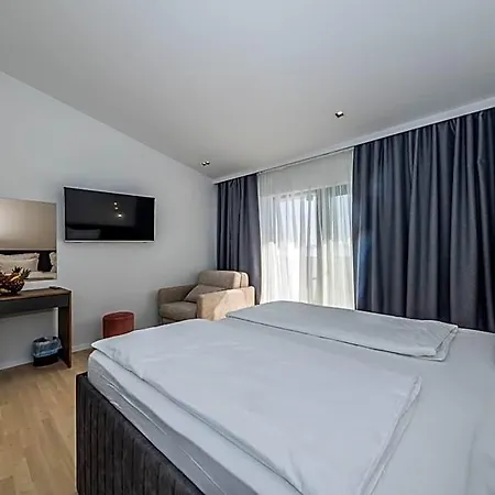 Hotel Marello *